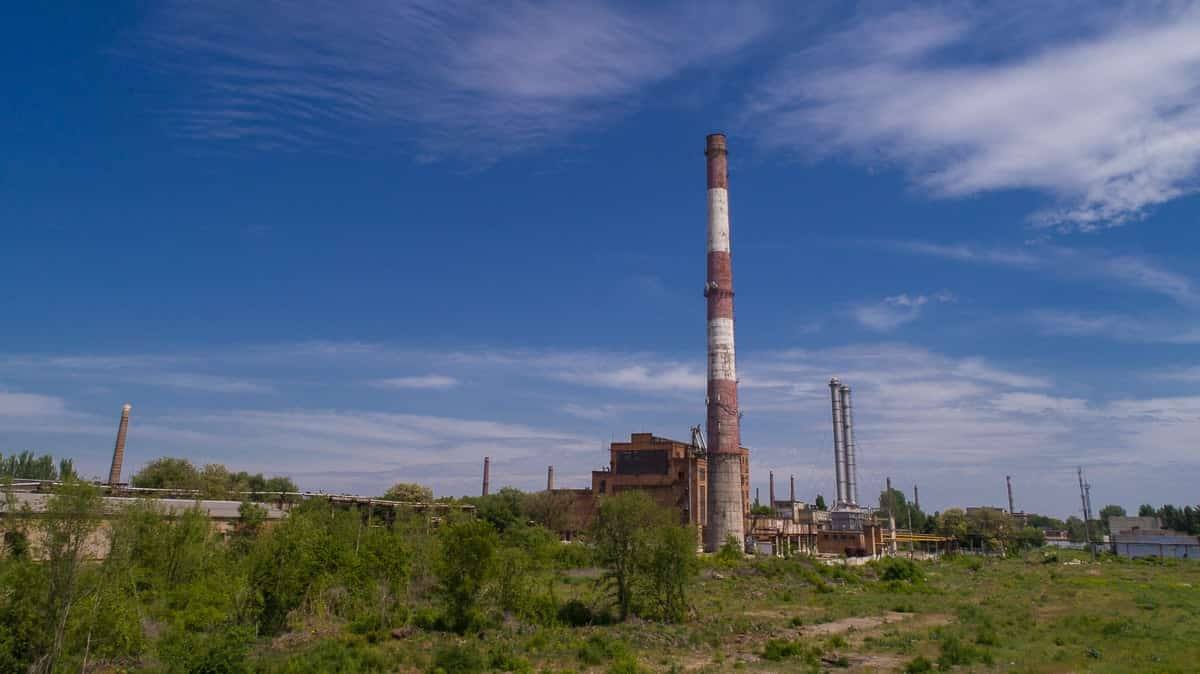 Завод был одним из крупнейших промышленных предприятий Днепропетровской области