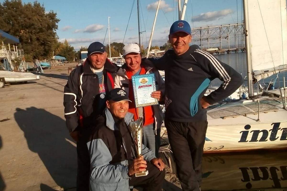 Экипаж яхты Intra Александра Румянцева занял второе место в классе минитонников