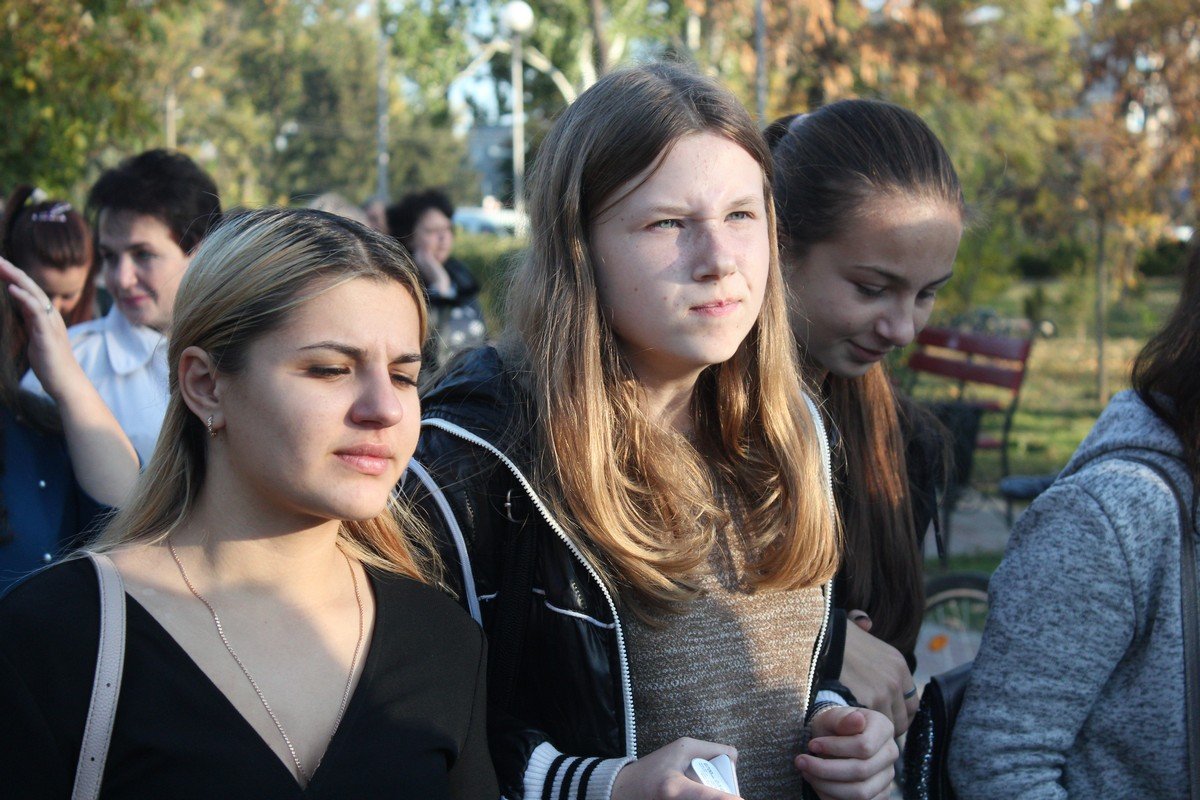 Студенты Никополя во время мирной акции 
