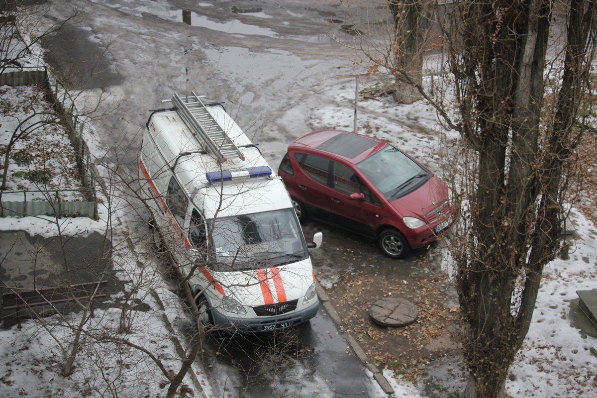 На Шевченко, 211, вызвали полицию и спасателей