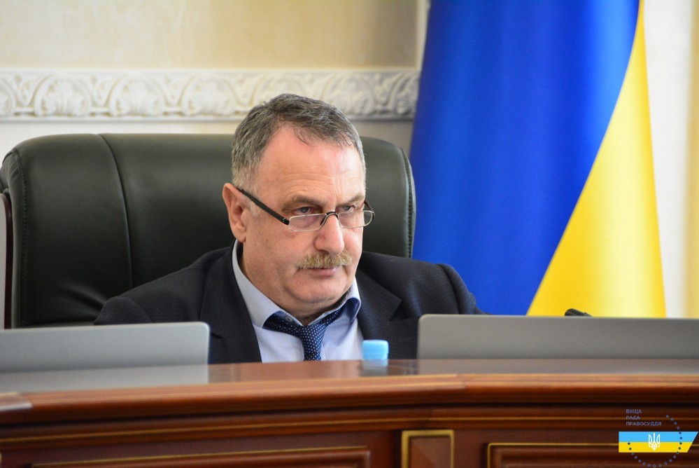 Следует обратиться в Генеральную прокуратуру Украины, чтобы там предоставили информацию о ходе следствия 