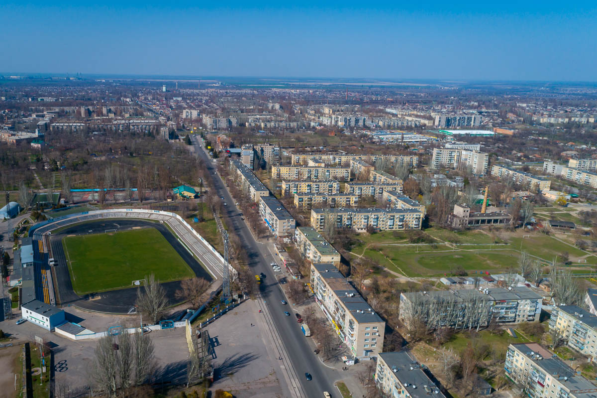 Вид с высоты на стадион "Электрометаллург"
