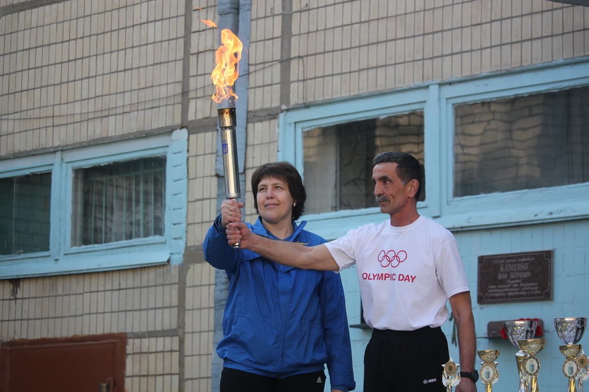 Олимпийский огонь зажгла Елена Антонова