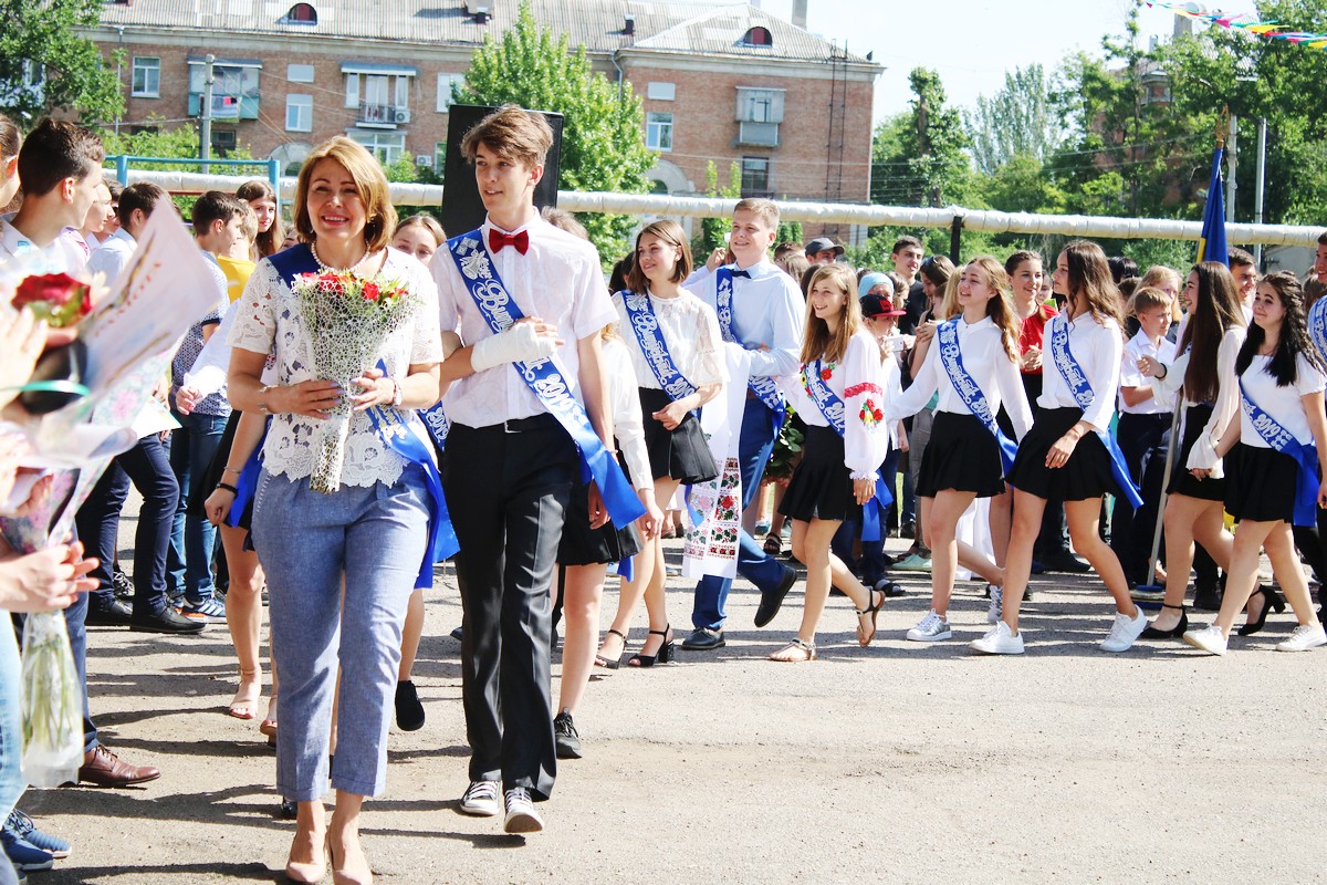 Гордые выпускники