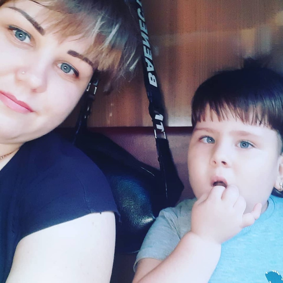 Жители Никополя вернули слух 3-летней Марии Борисенко