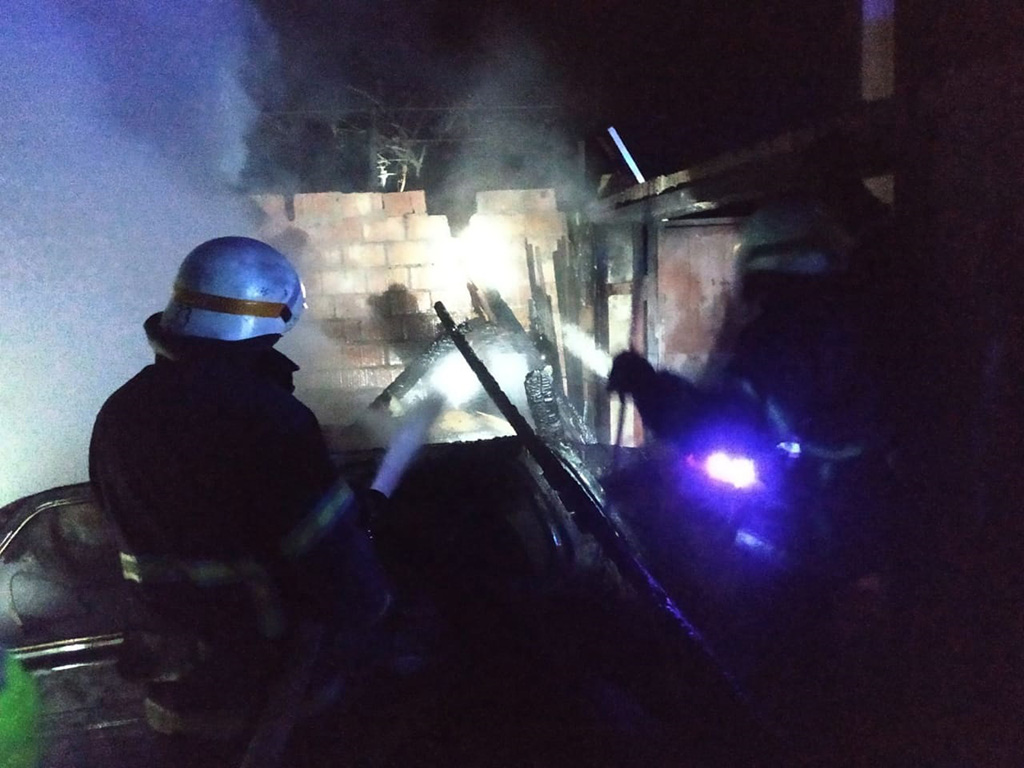 В Марганце во время пожара пострадал 35-летний мужчина