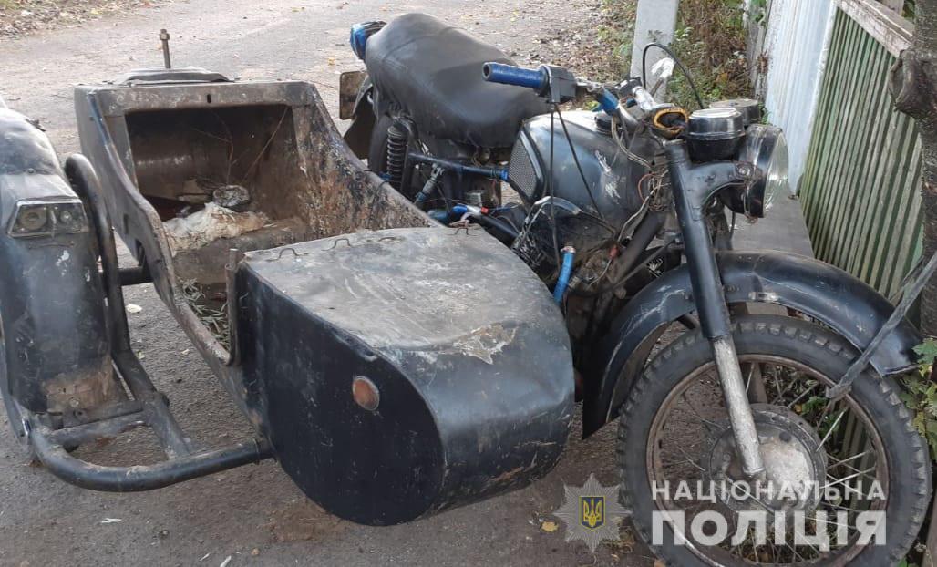 В Томаковке 34-летний мужчина угнал мотоцикл из мести за оскорбление 