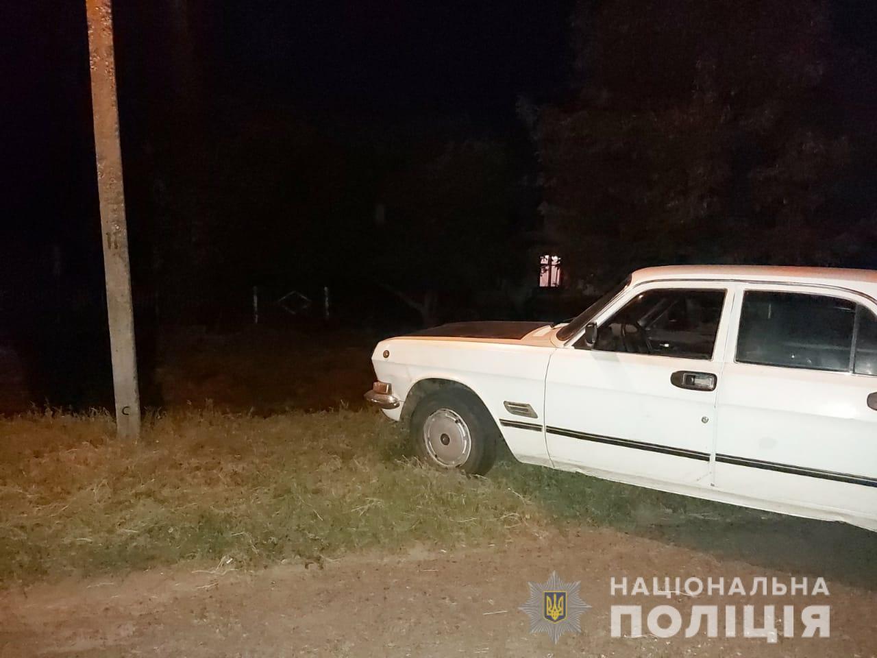 В Томаковском районе 50-летний мужчина не остановился по требованию и переехал ногу полицейскому