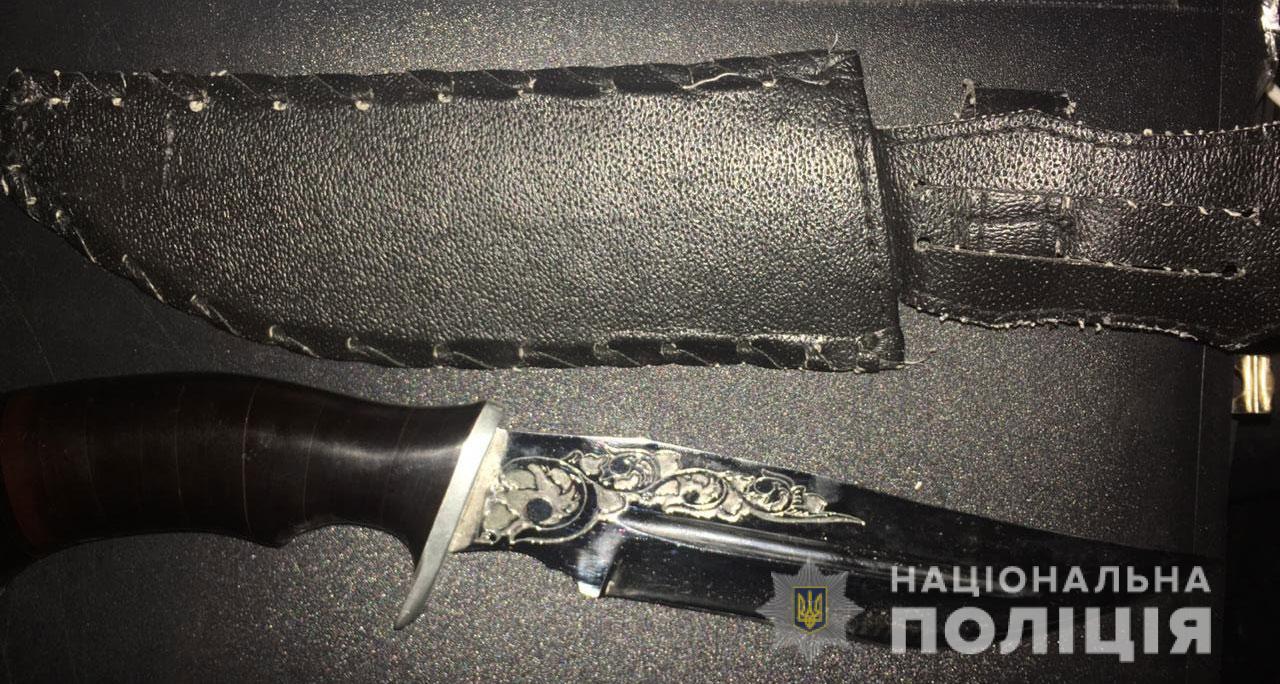 У жителей Никополя и района полиция изъяла оружие и наркотики 