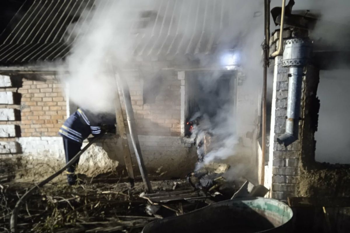 В селе Борисовка горел частный дом