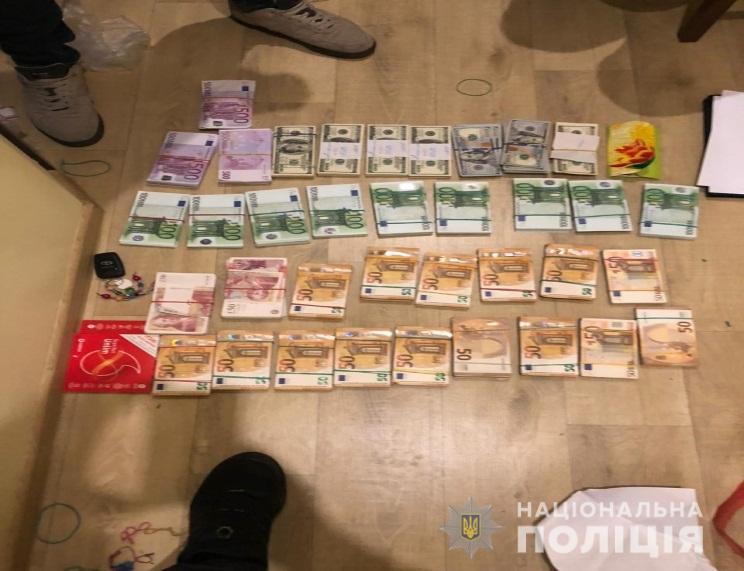 Правоохранители изъяли более 22 миллионов гривен в разной валюте
