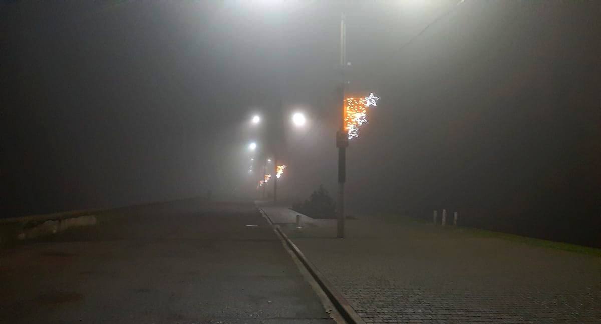 Ночной туман на Никопольской дамбе