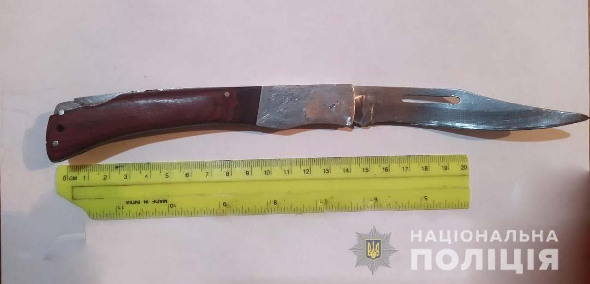 Полицейские задержали 42-летнего мужчину с ножом