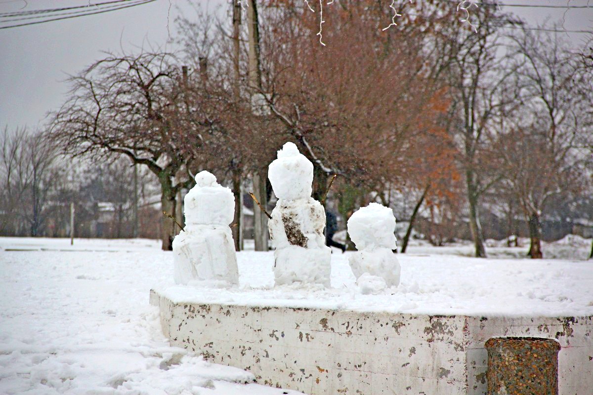 Три друга снеговика 