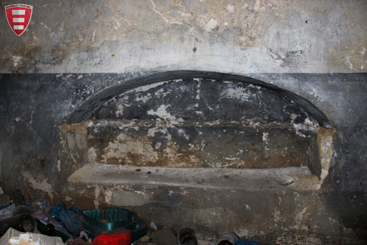 Таємнича історія: у Марганці віднайшли приховані тунелі