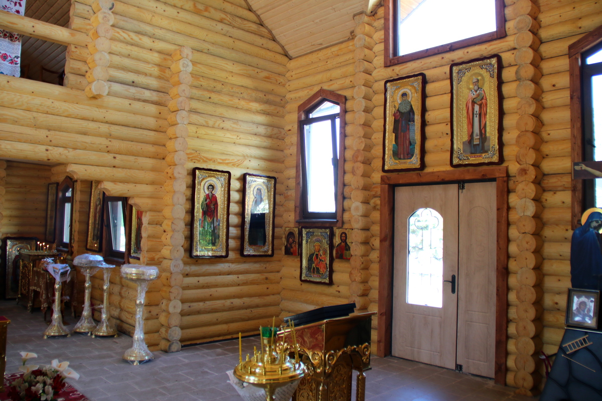 Двери храма имени Петра Калнышевского открыты для прихожан