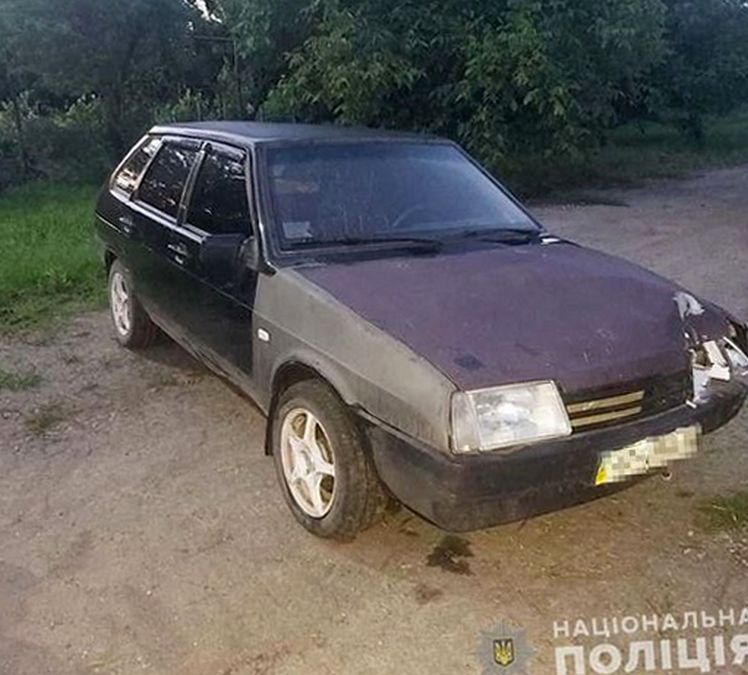 Избив владельца авто злоумышленник похитил ВАЗ-2109