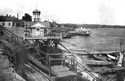 Грузовая пристань в Никополе в начале XX века