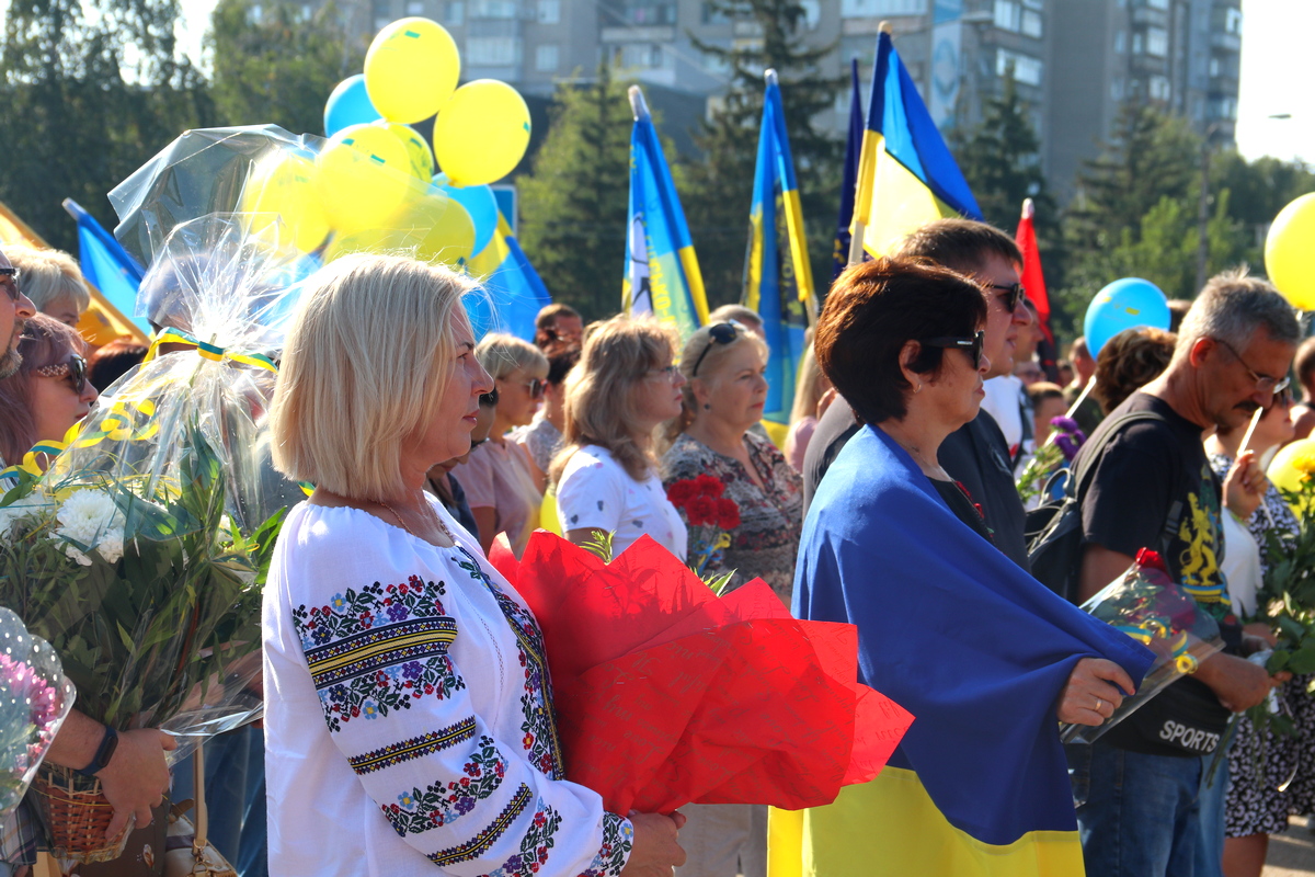 В Никополе почтили память погибших защитников Украины