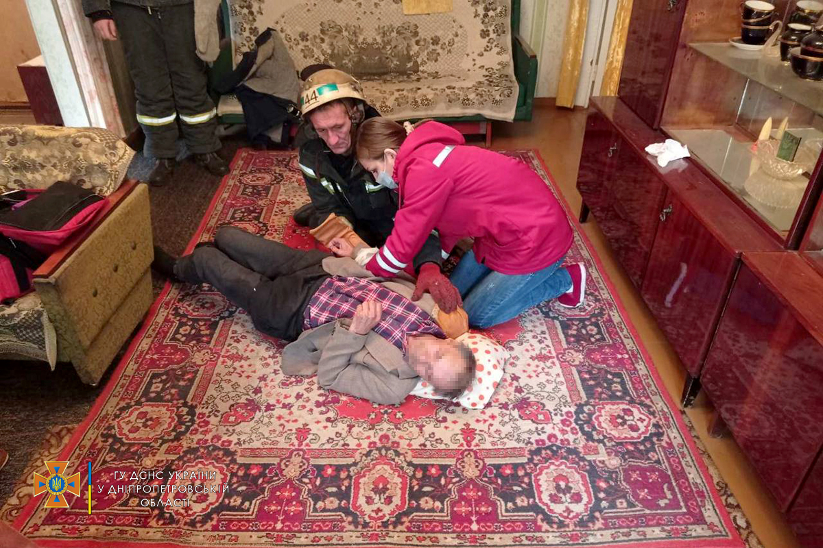 В Покрове спасатели пришли на помощь 80-летнему пенсионеру 