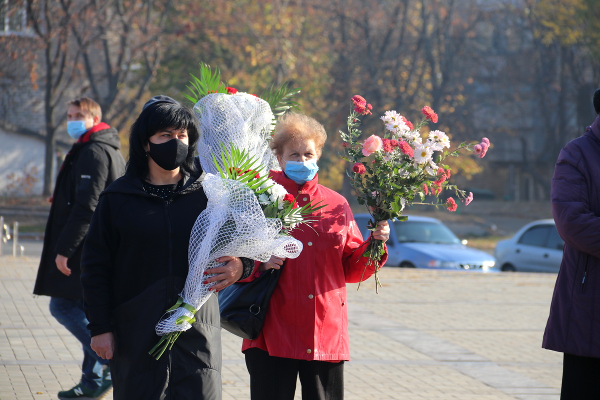 В Никополе отметили 77-ю годовщину освобождения Украины