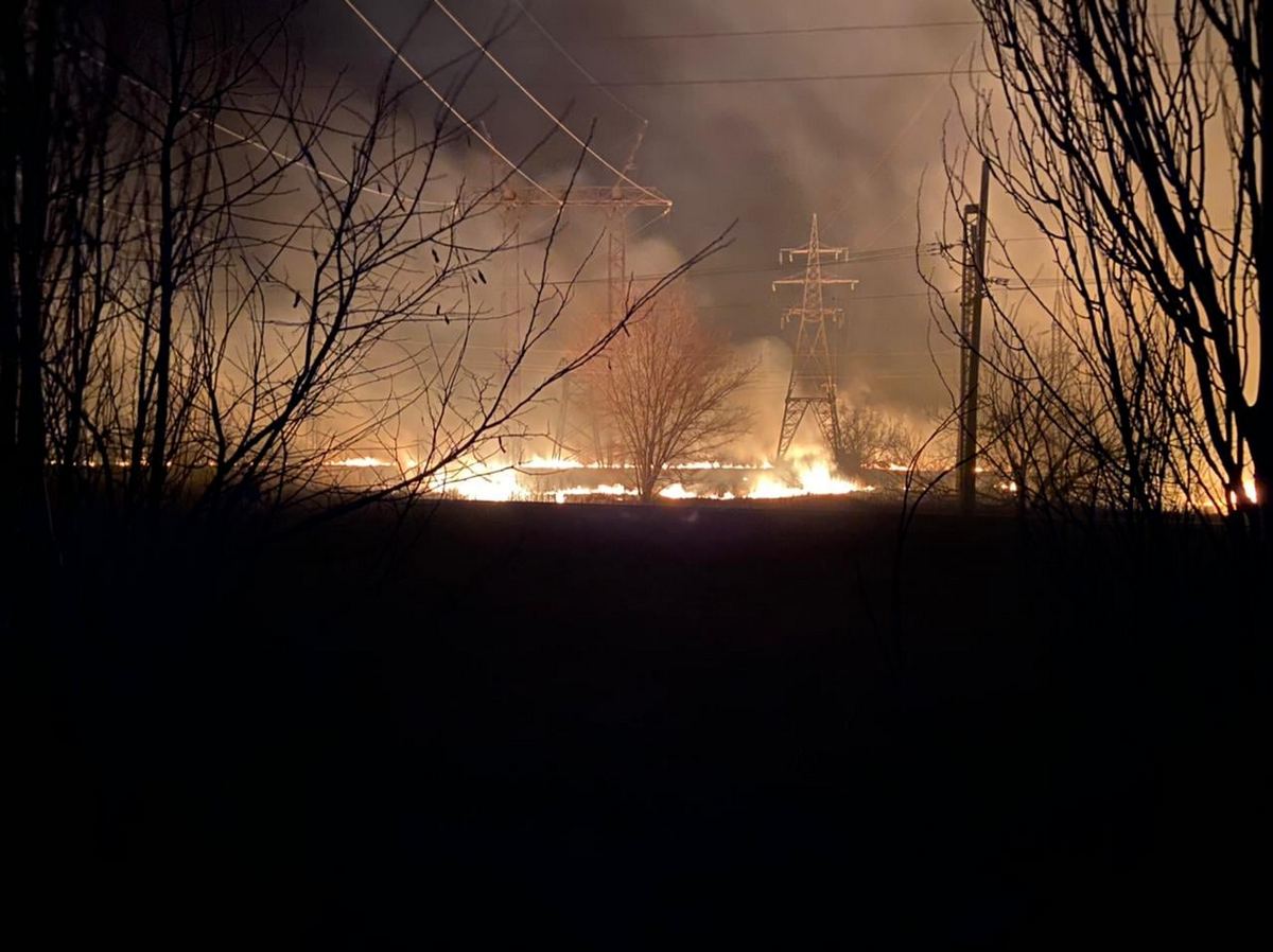 За прошедшие сутки спасатели Никополя и района 5 раз привлекались к тушению пожаров в экосистемах