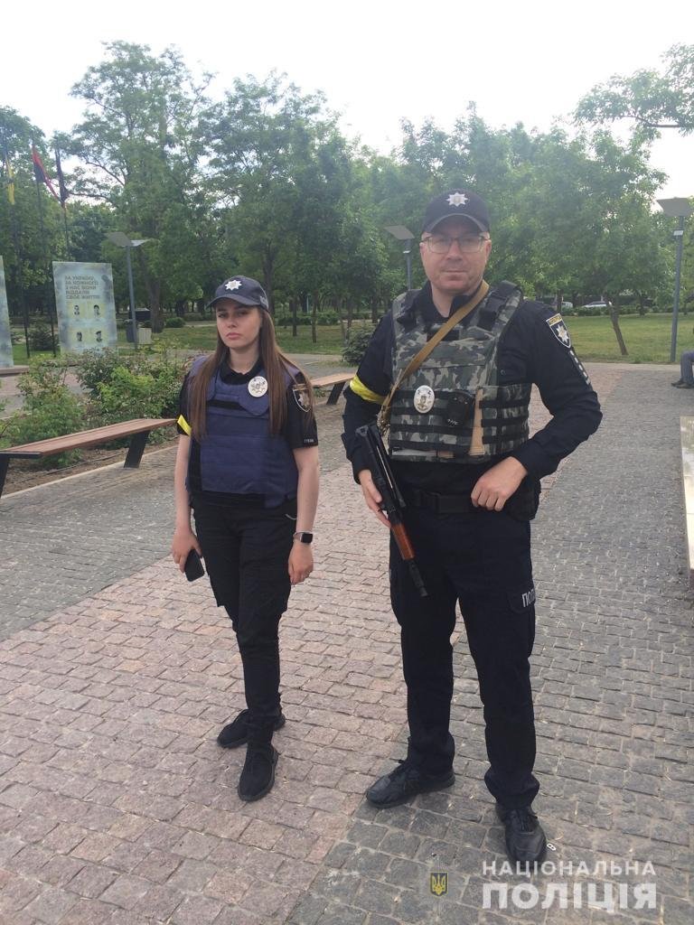 Полицейские Никополя за неделю проверили более 400 подозрительных лиц 