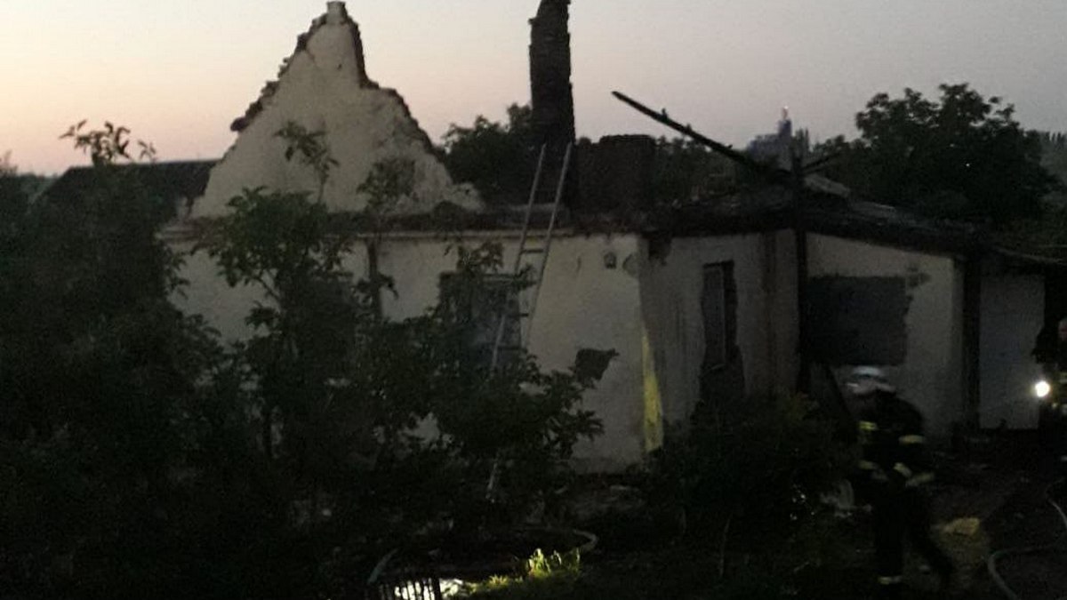 В Покрові ворожа ракета зруйнувала будинок, де мешкали троє дітей