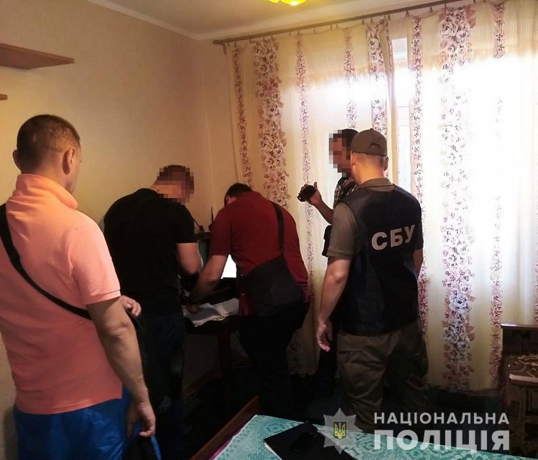 Поліція Павлограда викрила трьох колаборантів