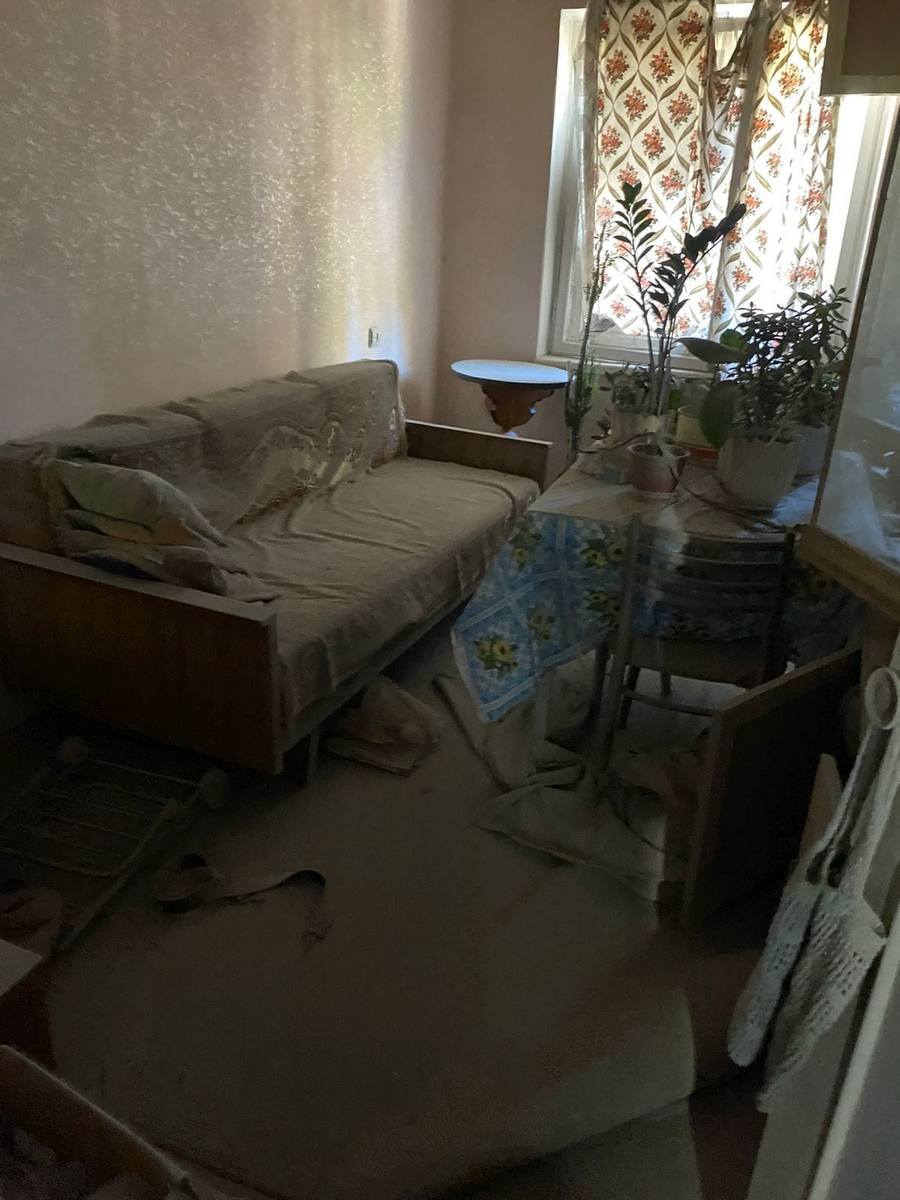 В Нікополі та районі через ворожий обстріл пошкоджено більше 30 будинків