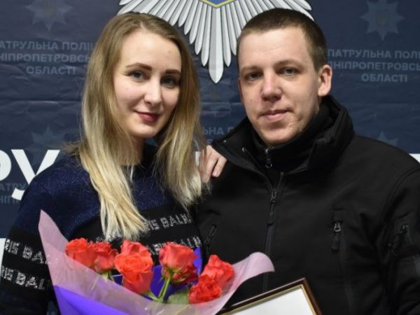 Майже за рік війни 57 патрульних Дніпропетровщині одружилися 