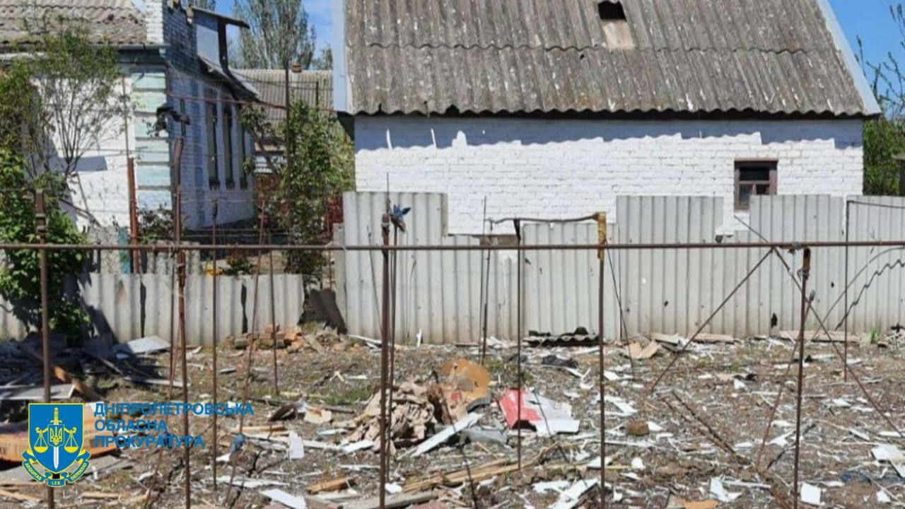 У Нікополі пошкоджено понад 20 приватних будинків