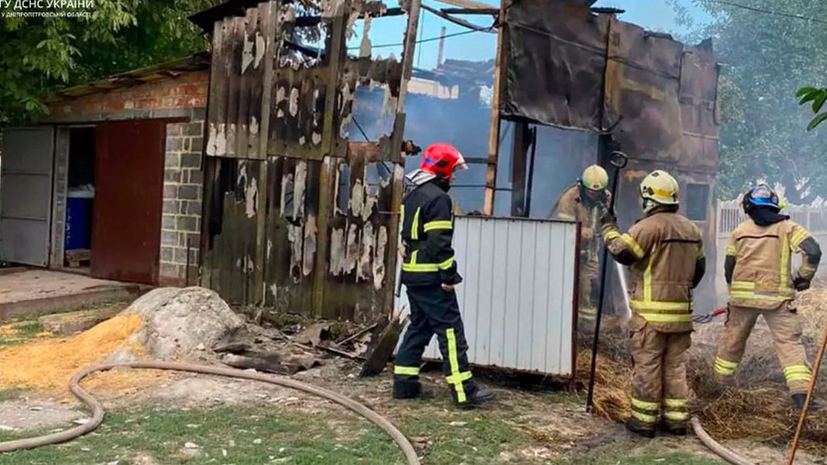 На Дніпропетровщині згоріла тонна сіна