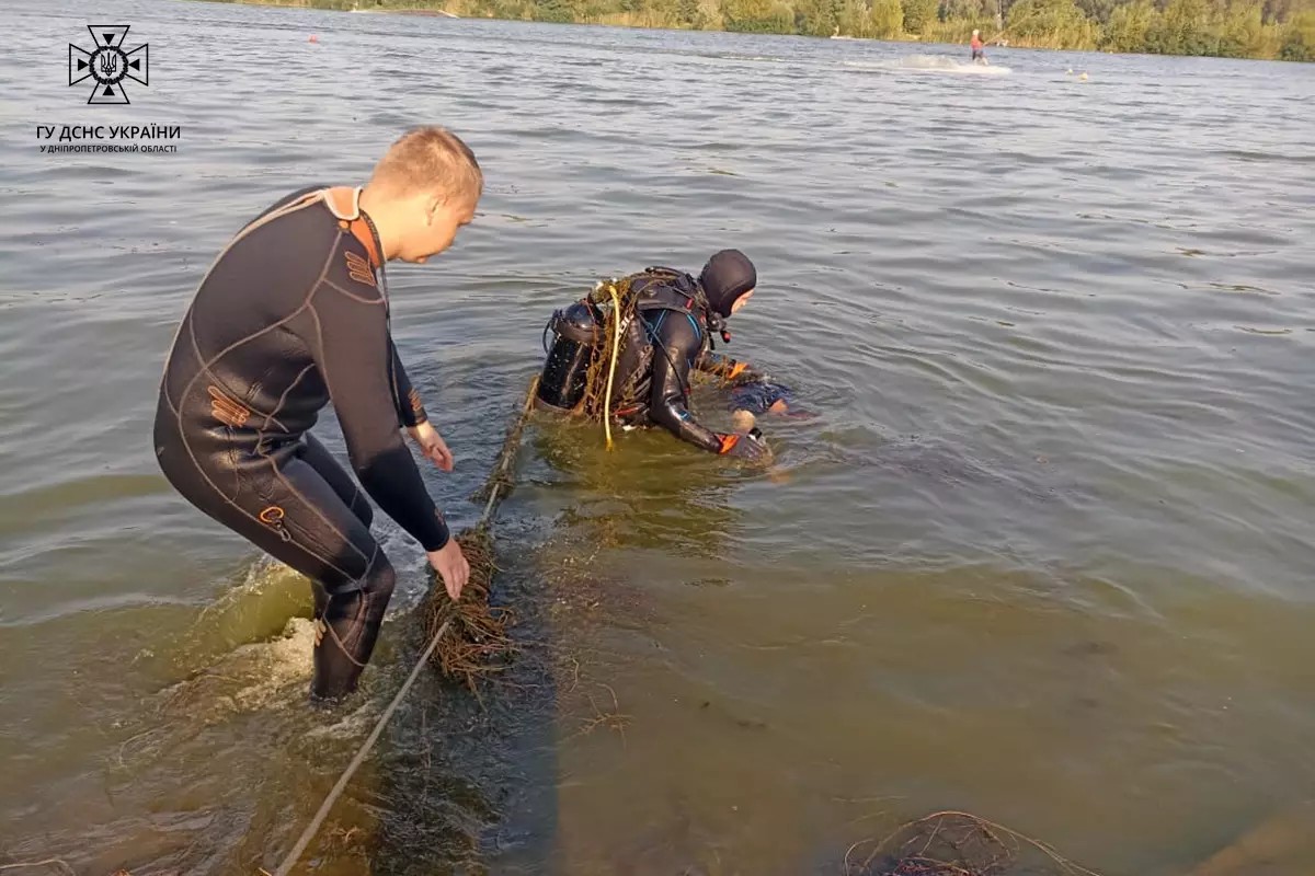 На річці Дніпро у Соборному районі потонув чоловік
