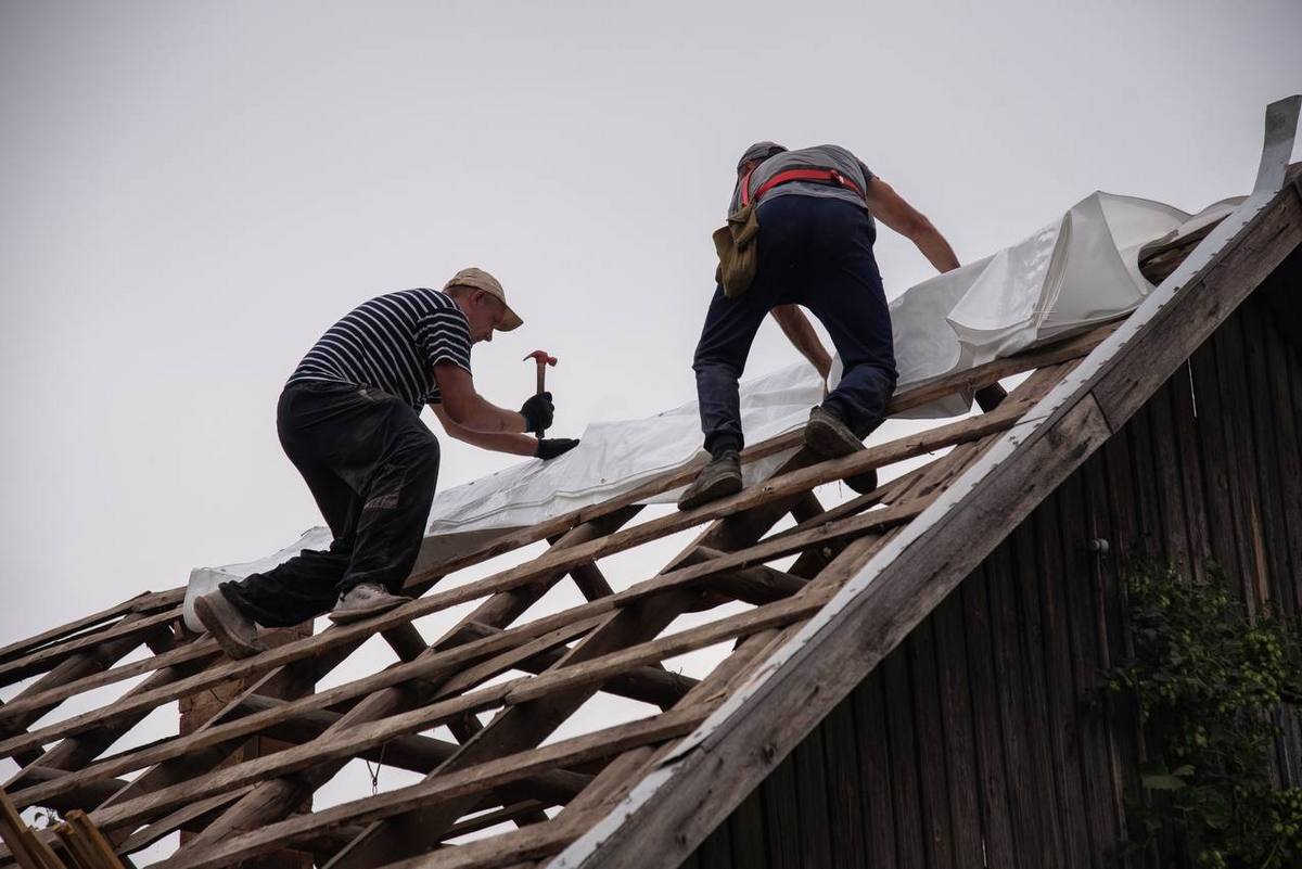 Внаслідок обстрілів 1 вересня у Нікополі було пошкоджено 15 будинків