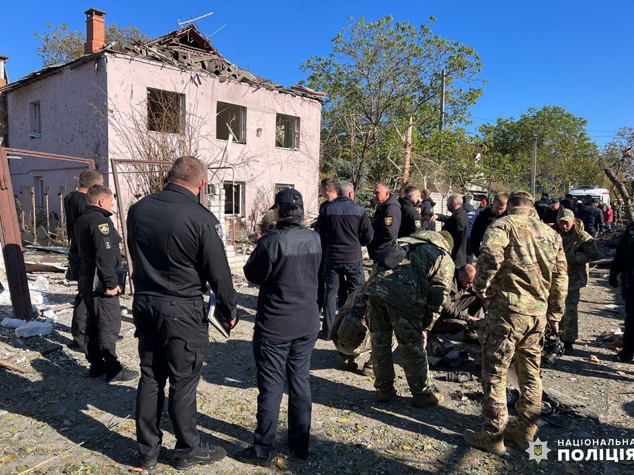 Поліція показала наслідки ракетного удару