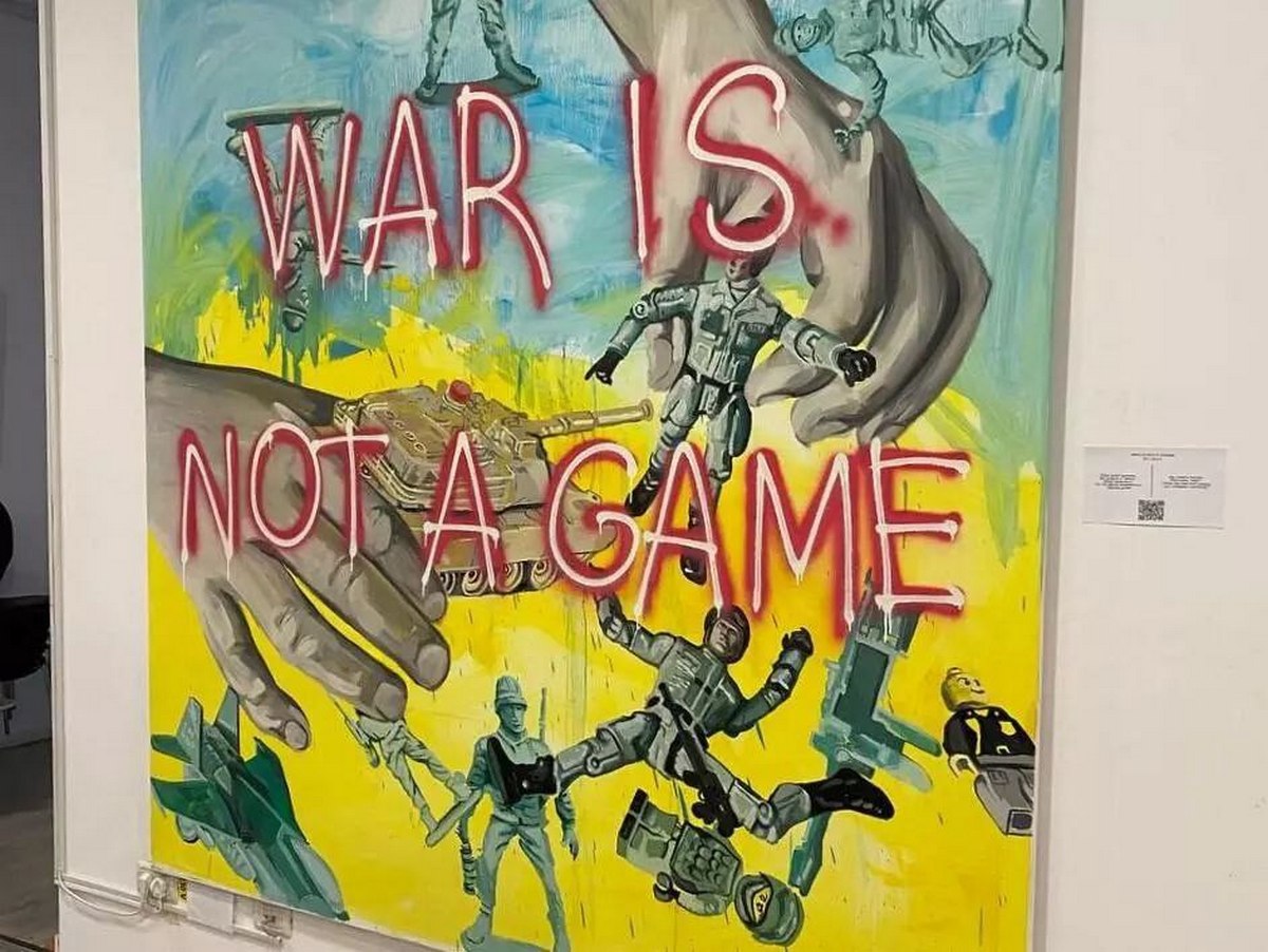 «War is not a game»